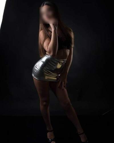annonces de rencontres - Saint-Nazaire - Soumise à Saint-Nazaire cherche dom pour scénarios coquins discrets